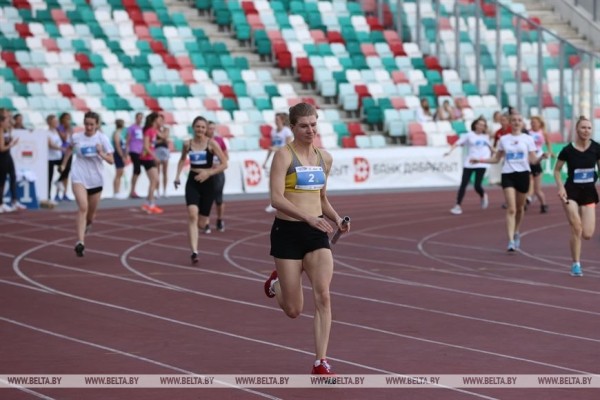 ФОТОФАКТ: Открытый чемпионат Беларуси по легкой атлетике проходит на минском стадионе "Динамо"