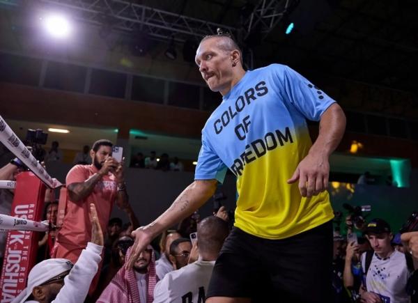 Усік перад боем з Джошуа не дае свету забыцца на Украіну: перайшоў на родную мову, шчыра кажа пра вайну замежнікам, нясе нацыянальны каларыт Усік перад боем з Джошуа не дае свету забыцца на Украіну: перайшоў на родную мову, шчыра кажа пра вайну замежнікам, нясе нацыянальны каларыт