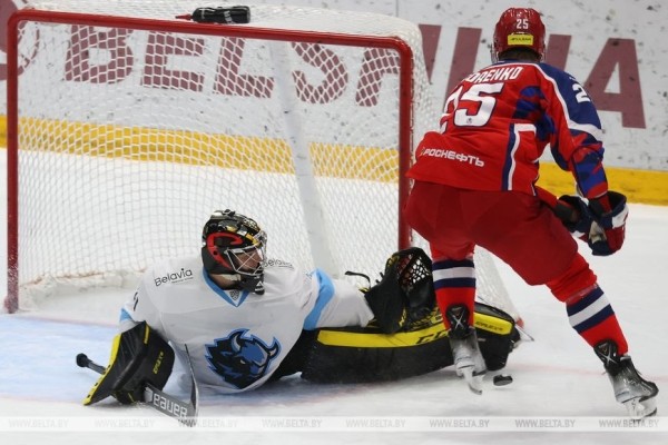 ФОТОФАКТ: Товарищеский матч "Динамо-Минск" - ЦСКА ФОТОФАКТ: Товарищеский матч "Динамо-Минск" - ЦСКА