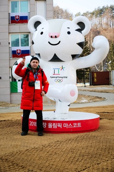 Друг Ковальчука загнал «Спортивную панораму» в дно, и ему нашли на замену универсала – большого любителя путешествий за счет федераций и НОК
