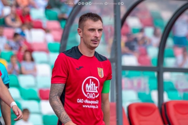 Партнеры вернули Драгуна обратно в капитаны БАТЭ, а вот кто с повязкой в других клубах: самый молодой в «Энергетике», самый старый – в «Арсенале», в «Шахтере» – кого хотели убрать++