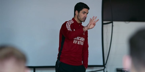 Как конфликт Артеты и Обамеянга выглядел изнутри? Фрагмент из документалки про «Арсенал»