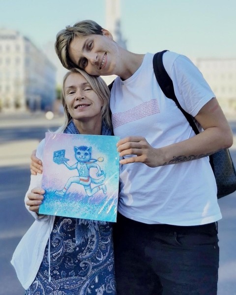 Топовая баскетболистка провела фантастическое лето: гоняла на авто по Европе и встречалась с беларусами, уехавшими с Родины из-за репрессий, – вот кого она увидела Топовая баскетболистка провела фантастическое лето: гоняла на авто по Европе и встречалась с беларусами, уехавшими с Родины из-за репрессий, – вот кого она увидела