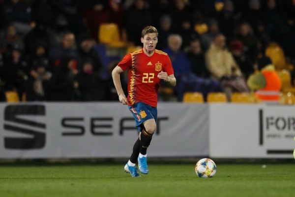 «Сити» наконец нашел левого защитника вместо Зинченко. Это воспитанник «Барсы», который раскрылся у Компани в «Андерлехте» «Сити» наконец нашел левого защитника вместо Зинченко. Это воспитанник «Барсы», который раскрылся у Компани в «Андерлехте»