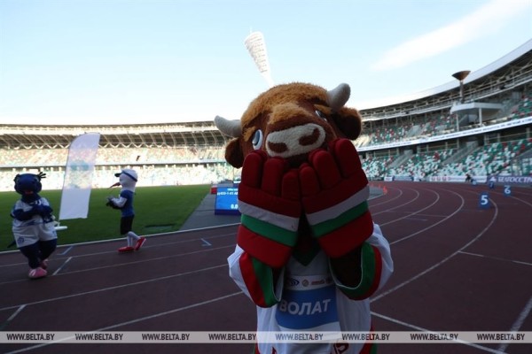ФОТОФАКТ: Открытый чемпионат Беларуси по легкой атлетике проходит на минском стадионе "Динамо"