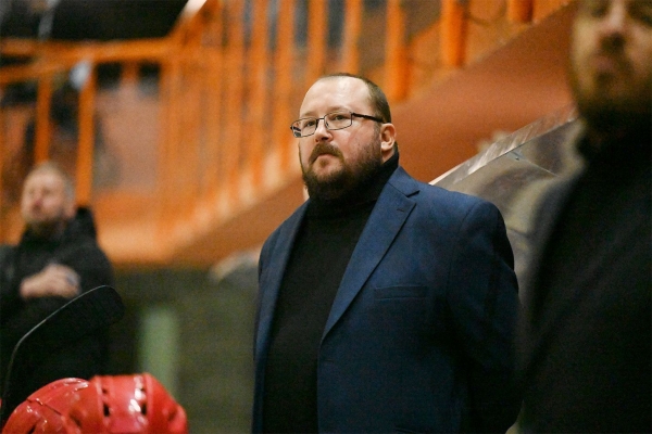 Хоккей. Главный тренер "Ястребов" Алексей Вербицкий: игра была без права на ошибку
Хоккей. Главный тренер "Ястребов" Алексей Вербицкий: игра была без права на ошибку