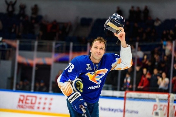 Хоккей.  Михаил Анисин стал игроком жлобинского "Металлурга"
 