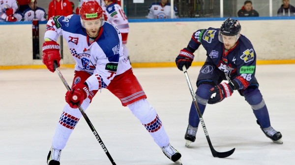 "Металлург" обыграл "Юность" в стартовом матче чемпионата Беларуси по хоккею