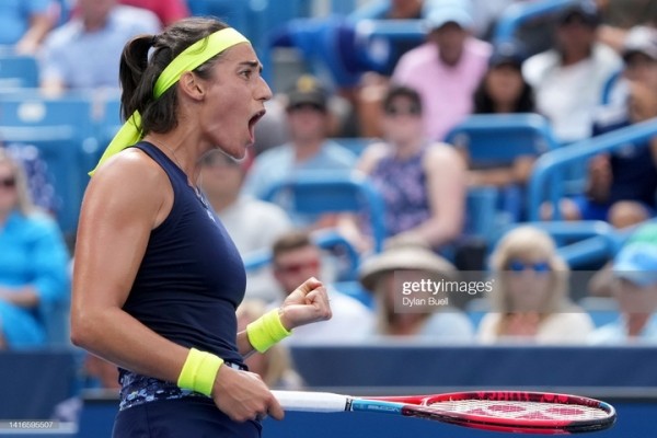 Теннис.  Стартовав с квалификации, 35-я ракетка мира Каролин Гарсия выиграла турнир серии "ВТА 1000" в Цинциннати
 