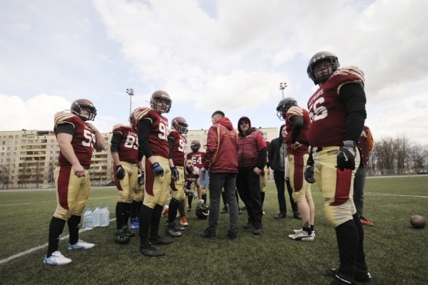 В Беларуси почти не осталось клубов с национальным колоритом в названии: по два в футболе и гандболе, плюс в баскете и американском футболе – и, кажется, всё