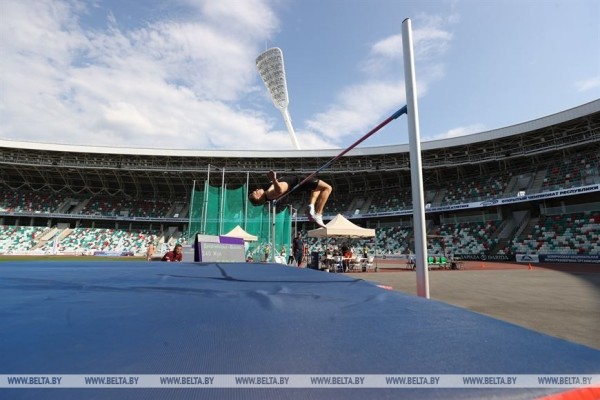 Во второй день чемпионата Беларуси по легкой атлетике разыграны 22 комплекта наград