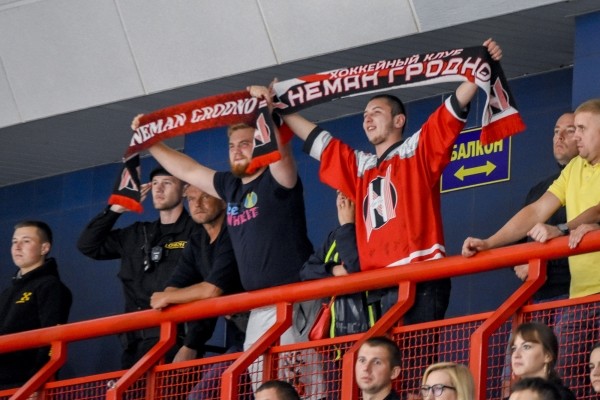 Хоккей. Финал четырех Кубка Салея впервые примет Гродно
Хоккей. Финал четырех Кубка Салея впервые примет Гродно