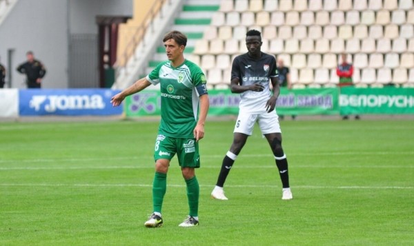 Партнеры вернули Драгуна обратно в капитаны БАТЭ, а вот кто с повязкой в других клубах: самый молодой в «Энергетике», самый старый – в «Арсенале», в «Шахтере» – кого хотели убрать++