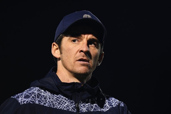 Джоуи Бартон пробует измениться: был близок к суициду после двух судов, драки с женой и хейта фанатов. Теперь ищет гармонию в садоводстве Джоуи Бартон пробует измениться: был близок к суициду после двух судов, драки с женой и хейта фанатов. Теперь ищет гармонию в садоводстве