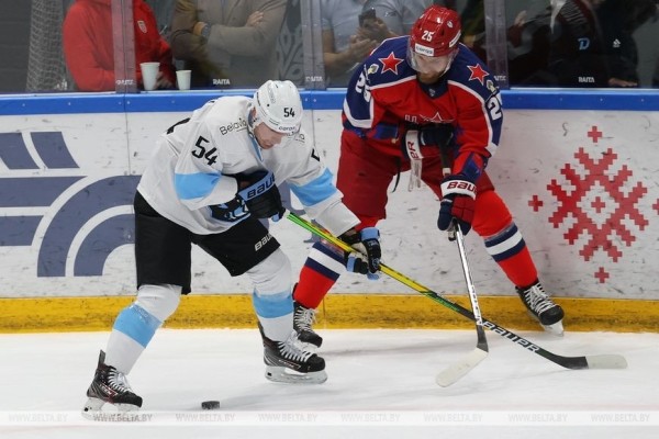 ФОТОФАКТ: Товарищеский матч "Динамо-Минск" - ЦСКА ФОТОФАКТ: Товарищеский матч "Динамо-Минск" - ЦСКА