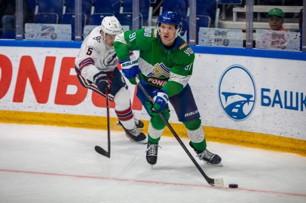 Хоккей. Иван Дроздов: Уфа ближе не к Москве, а к Минску. Не очень большой, но красивый и ухоженный город
Хоккей. Иван Дроздов: Уфа ближе не к Москве, а к Минску. Не очень большой, но красивый и ухоженный город