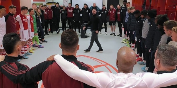 Как конфликт Артеты и Обамеянга выглядел изнутри? Фрагмент из документалки про «Арсенал»