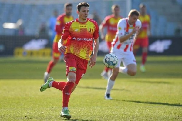 Не только паспорт мешает беларусам перейти в Д1 Польши, но и страх. Капитан сборной Литвы по футболу, поигравший в ЧБ, объясняет Не только паспорт мешает беларусам перейти в Д1 Польши, но и страх. Капитан сборной Литвы по футболу, поигравший в ЧБ, объясняет