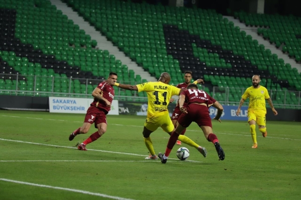 Футбол. Сергей Гуренко: большая проблема "Шахтера" — несыгранность команды, думаю, "Клуж" пройдет дальше
Футбол. Сергей Гуренко: большая проблема "Шахтера" — несыгранность команды, думаю, "Клуж" пройдет дальше