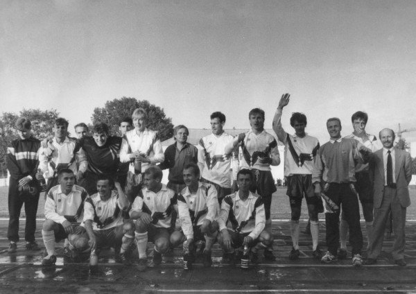 За сборную Израиля играет сын беларуса, выступавшего за «Витебск». Он уже приезжал в Минск (и забивал нашей «юниорке»), а клуб из России готов за него выложить солидные деньги За сборную Израиля играет сын беларуса, выступавшего за «Витебск». Он уже приезжал в Минск (и забивал нашей «юниорке»), а клуб из России готов за него выложить солидные деньги