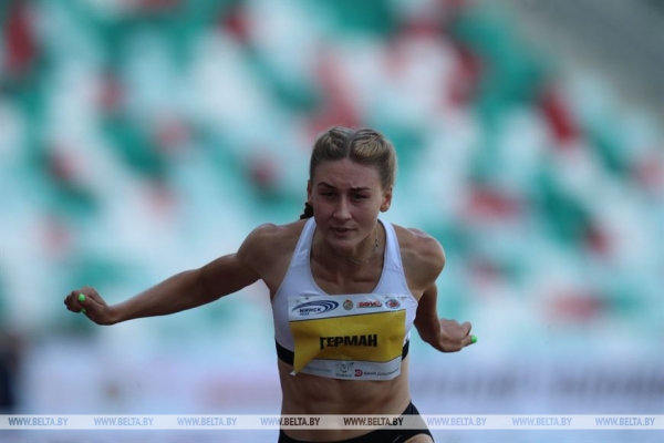 Во второй день чемпионата Беларуси по легкой атлетике разыграны 22 комплекта наград