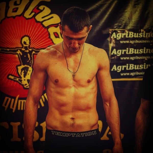 Злится на тех, кто устал от войны, и считает, что в 2020-м беларусы не так отнеслись к протестам. Вице-чемпион мира – о друзьях на фронте и о том, чем Беларусь напоминает Херсон