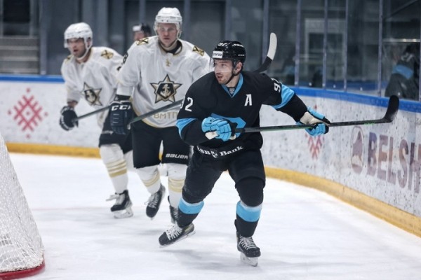 Хоккей.  В товарищеском матче минское "Динамо" взяло верх над "Адмиралом"
 