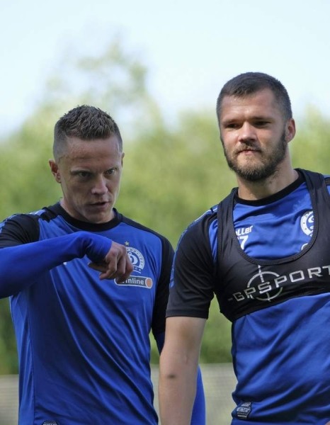 Футбол.  Минское "Динамо" и "Славия" разошлись миром в столице Беларуси
  