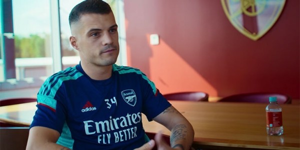 Как конфликт Артеты и Обамеянга выглядел изнутри? Фрагмент из документалки про «Арсенал»