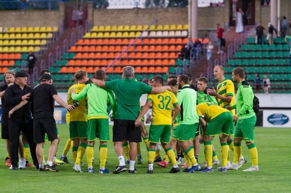 Футбол. Гол Зубовича в добавленное время спас "Неман" от поражения в матче с "Торпедо"-БелАЗом
Футбол. Гол Зубовича в добавленное время спас "Неман" от поражения в матче с "Торпедо"-БелАЗом