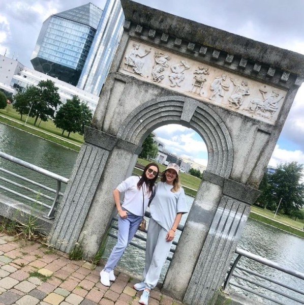 Биатлон.  Анна Сола и Ирина Лещенко пропустят Кубок Содружества в Сочи по "приятным личным причинам", которые озвучат позже
 