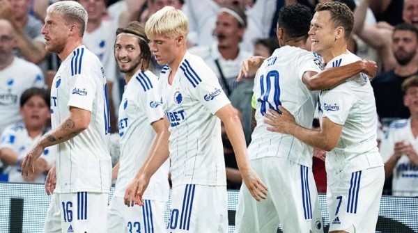 "Копенгаген" и "Буде-Глимт" победили в первых матчах плей-офф Лиги чемпионов "Копенгаген" и "Буде-Глимт" победили в первых матчах плей-офф Лиги чемпионов