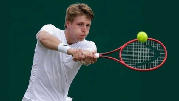 Теннис. Илья Ивашко начнет выступление на турнире АТП в Вашингтоне с игры против 54-й ракетки мира
Теннис. Илья Ивашко начнет выступление на турнире АТП в Вашингтоне с игры против 54-й ракетки мира