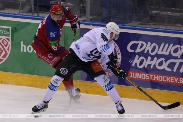 ФОТОФАКТ: Минская "Юность" уступила "Динамо-Молодечно" со счетом 2:3