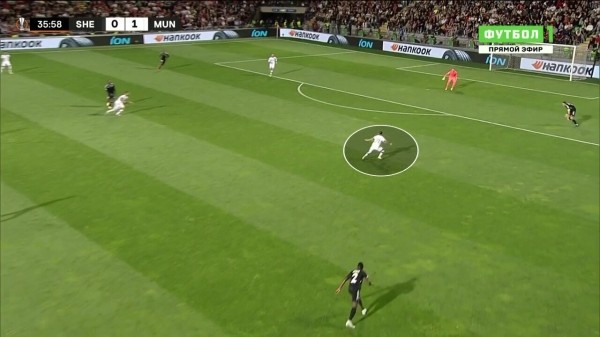 Антони – самый парадоксальный трансфер лета. «МЮ» точно переплатил (до 40 млн), но для Тен Хага это важное усиление Антони – самый парадоксальный трансфер лета. «МЮ» точно переплатил (до 40 млн), но для Тен Хага это важное усиление