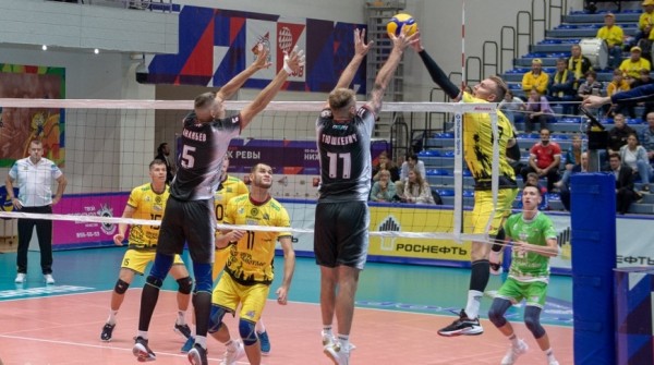 Минский "Строитель" проиграл волейболистам АСК в Кубке России