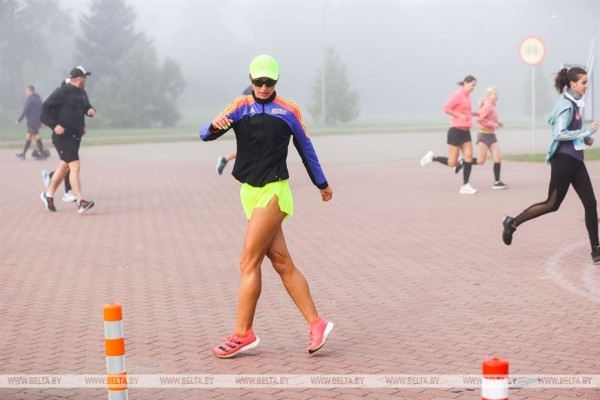 РЕПОРТАЖ: Скорость и выносливость: полумарафон провели в Бресте