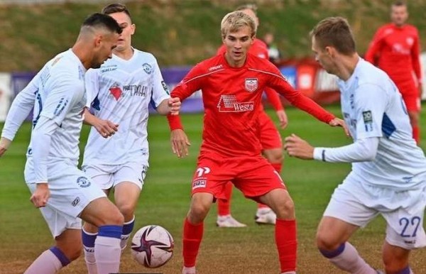 Футбол.  Чемпионат Беларуси, 21-й тур: по два гола в Городее и Мозыре. Полная картина пятницы
  