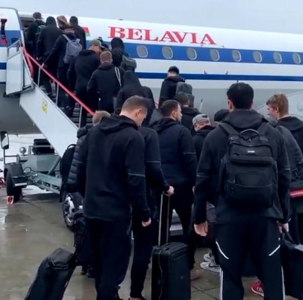 Хоккей.  КХЛ. Минское "Динамо" вылетело из Казани в Череповец за восемь часов до начала матча с "Северсталью"
&nbsp;&nbsp;