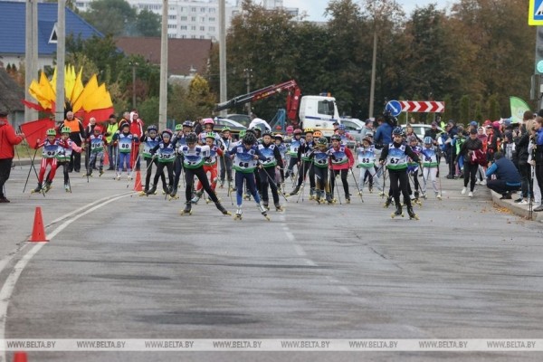 ФОТОФАКТ: Третий этап республиканских соревнований по лыжероллерам "SKIBEL-тур" прошел в Могилеве ФОТОФАКТ: Третий этап республиканских соревнований по лыжероллерам "SKIBEL-тур" прошел в Могилеве