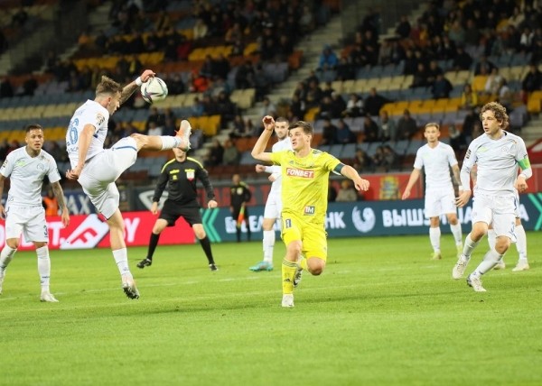 Футбол.  Чемпионат Беларуси. 21-й тур. Безголевое "класико", разгром "Минска" и редкий успех "Днепра" — в полной картине субботы
  