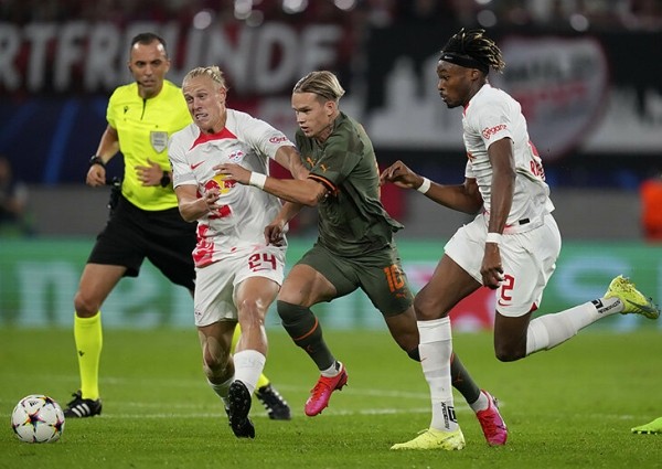 Мудрик тащит донецкий «Шахтер» в ЛЧ: уже 2+2 за две игры. В АПЛ его не пустили даже за 30 млн евро