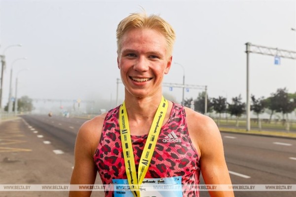 РЕПОРТАЖ: Скорость и выносливость: полумарафон провели в Бресте