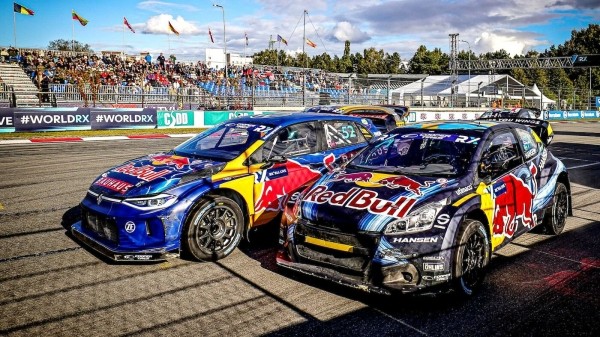 Два розных этапы сусветнага ралі-кросу ў Рызе і адзін і той жа Йохан Крыстофесан у якасці іх пераможца Два розных этапы сусветнага ралі-кросу ў Рызе і адзін і той жа Йохан Крыстофесан у якасці іх пераможца