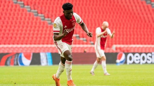"Аякс" разгромил "Глазго Рейнджерс" на старте Лиги чемпионов