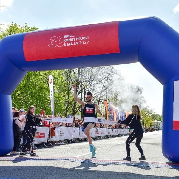 Пастор-бегун – о 500 км, которые осилил за пять дней, рае для Лукашенко и сборах с Мирончик-Ивановой, а еще о том, когда уже у беларусов финиш