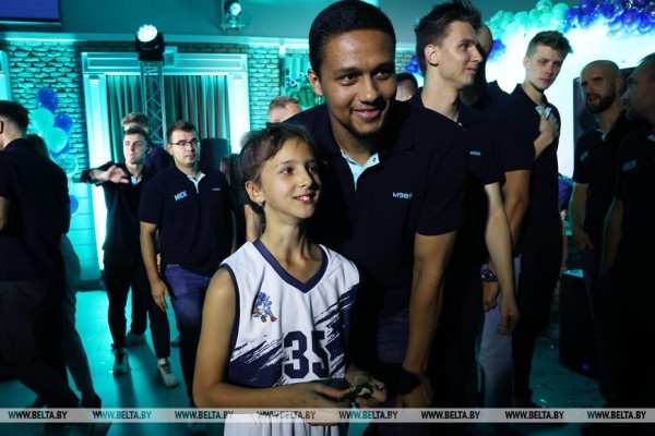 ФОТОФАКТ: БК "Минск" провел презентацию мужской и женской команд перед стартом сезона 2022/2023