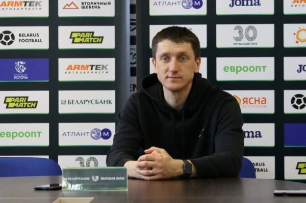 Футбол. Артем Радьков — на вопрос "четвертое поражение кряду настораживает?": Вас? — "Вас". — Нет
Футбол. Артем Радьков — на вопрос "четвертое поражение кряду настораживает?": Вас? — "Вас". — Нет