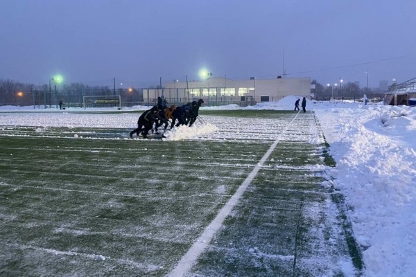 ЗП – 600 рублей, самая низкая посещаемость в лиге и самый маленький бюджет. Вот кто за 9 туров до конца ЧБ идет впереди «Шахтера», БАТЭ и «Динамо» Минск