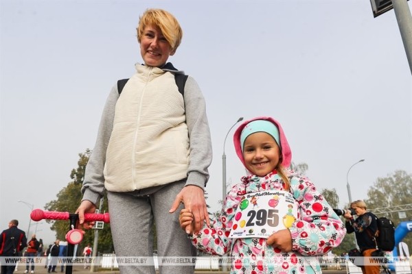 РЕПОРТАЖ: Скорость и выносливость: полумарафон провели в Бресте